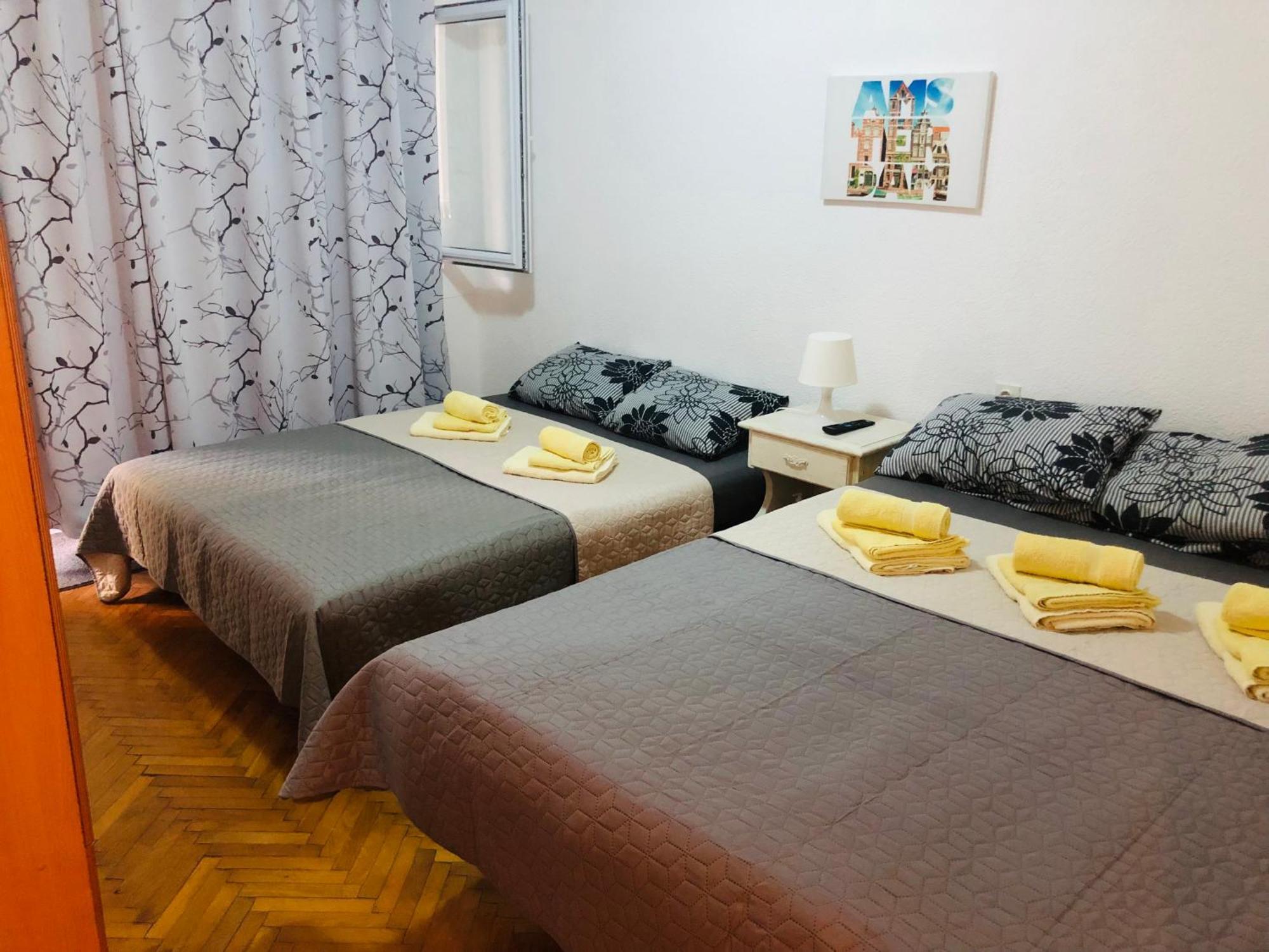 Apartmani Ema トロギール エクステリア 写真